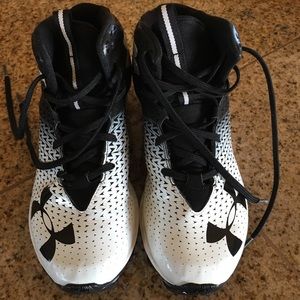 Under Armour Youth Football Cleats